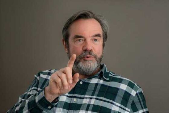 How to Think Like a Business Expert and Win Big