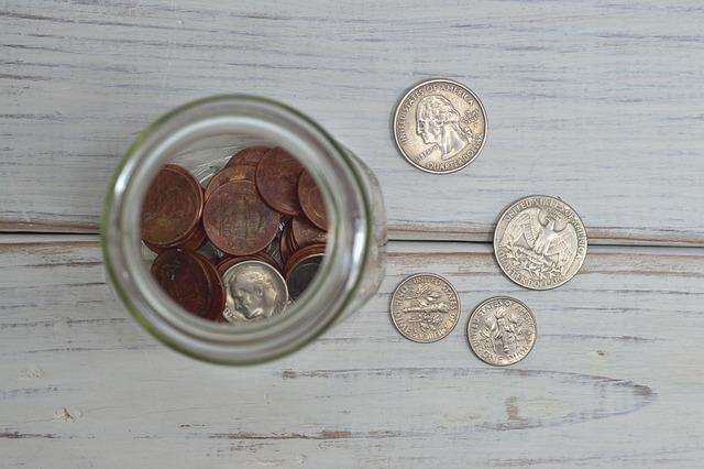 10 Easy Economy Tips to Save Cash Without Stress